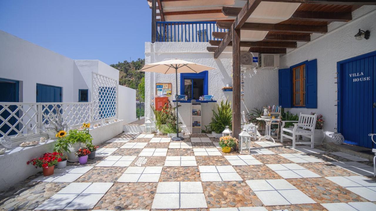 Villa Niki Loutro Exterior photo